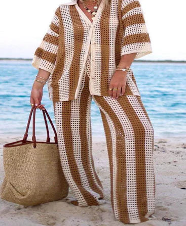 Vivi V-hals holle streep shirt en wijde broek set