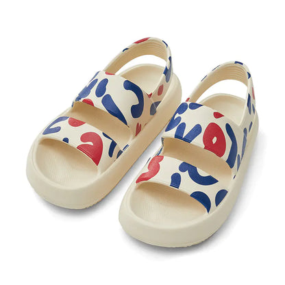 Dikke platte sandalen voor zomermode